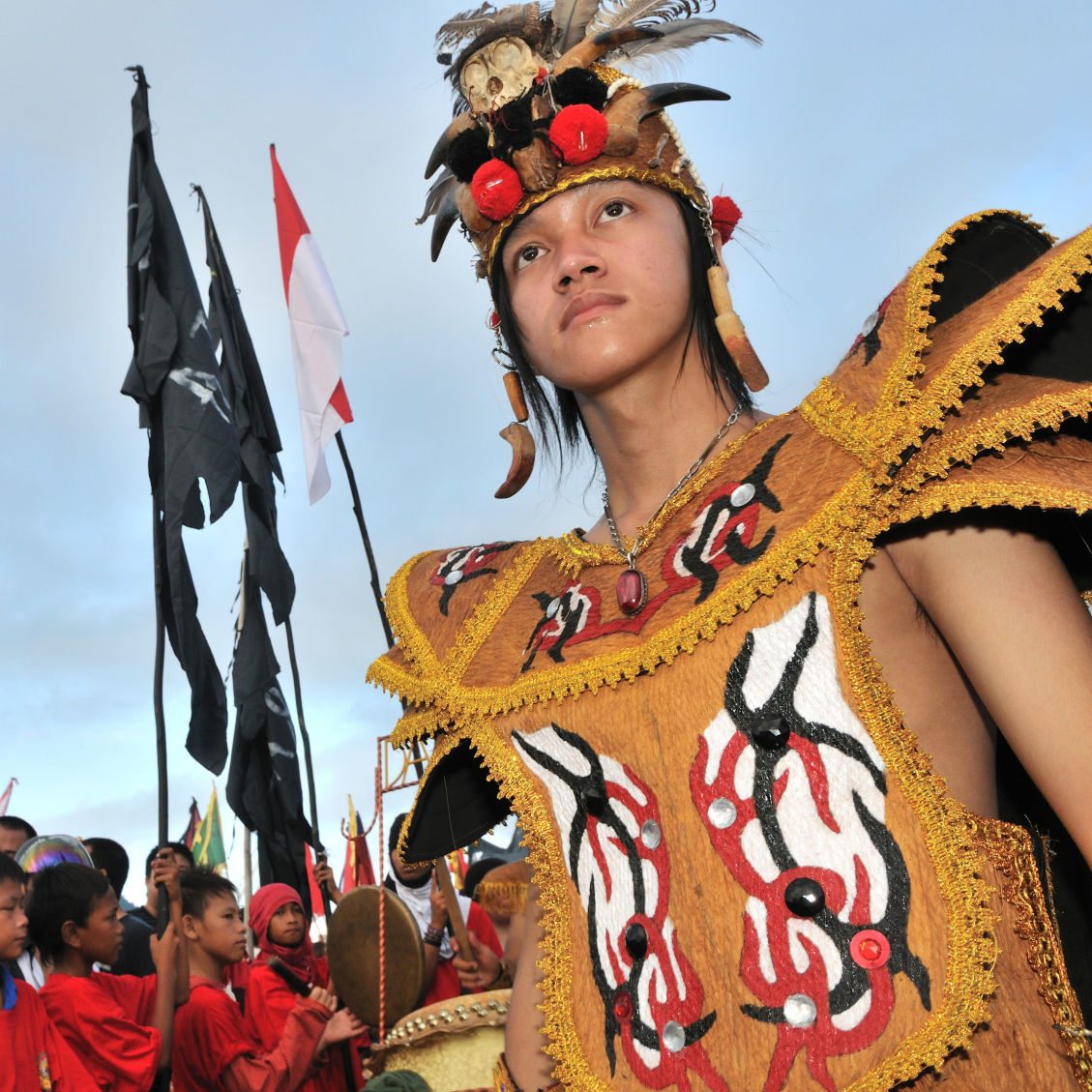  Suku  Dayak  Identitas Khas Kalimantan