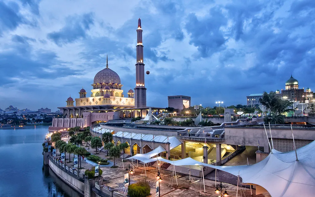 ramadan seru di negara malaysia