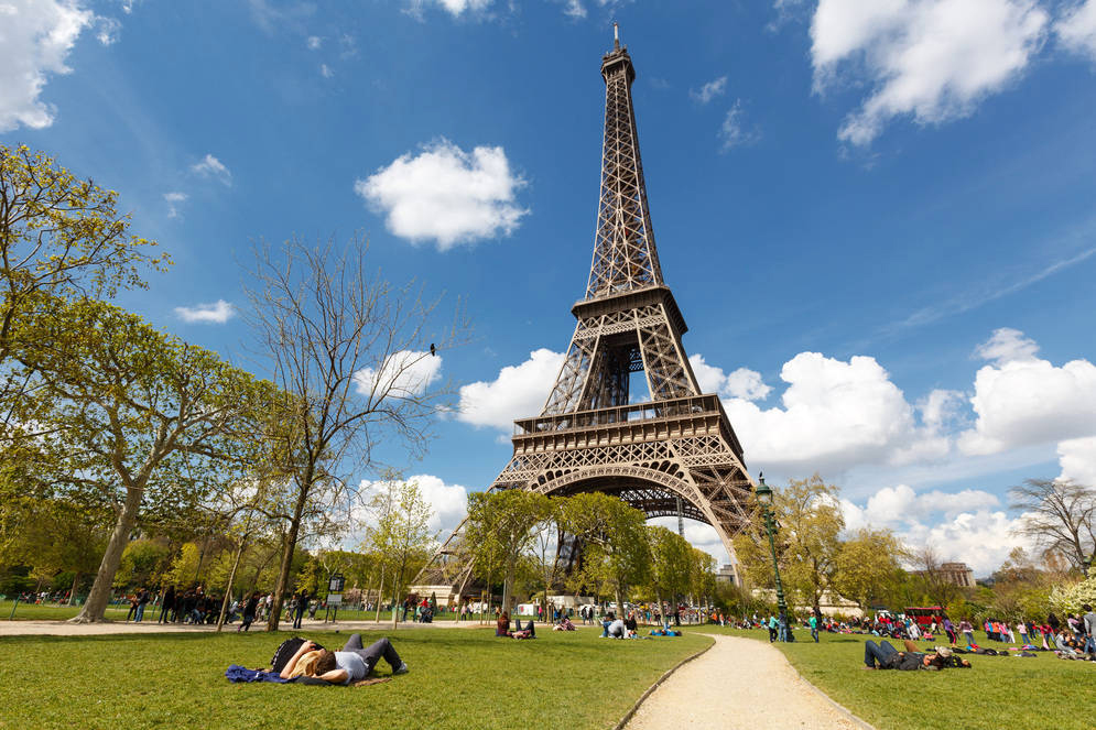 8 Fakta Mengejutkan Tentang Menara Eiffel yang Gak Diketahui Orang ...