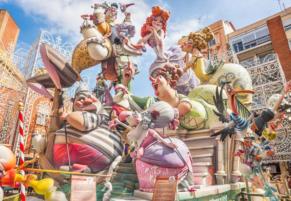 Las Fallas Festival Terseru di Spanyol yang Ngebakar 