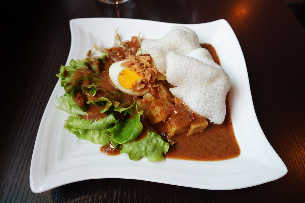 7 Makanan Murah Indonesia Ini Jadi Mahal Banget di Luar 7 Makanan Murah Indonesia Ini Jadi Mahal Banget di Luar