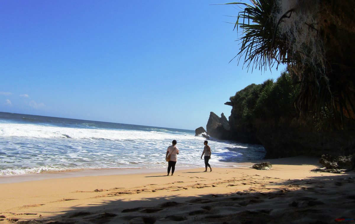 Pantai Tersembunyi Di Jogja 1 Jpg