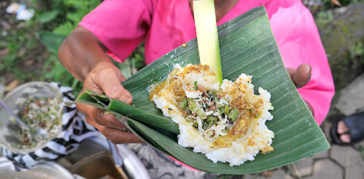 Dijamin Ketagihan! Kuliner Khas Bali Ini Paling Nikmat