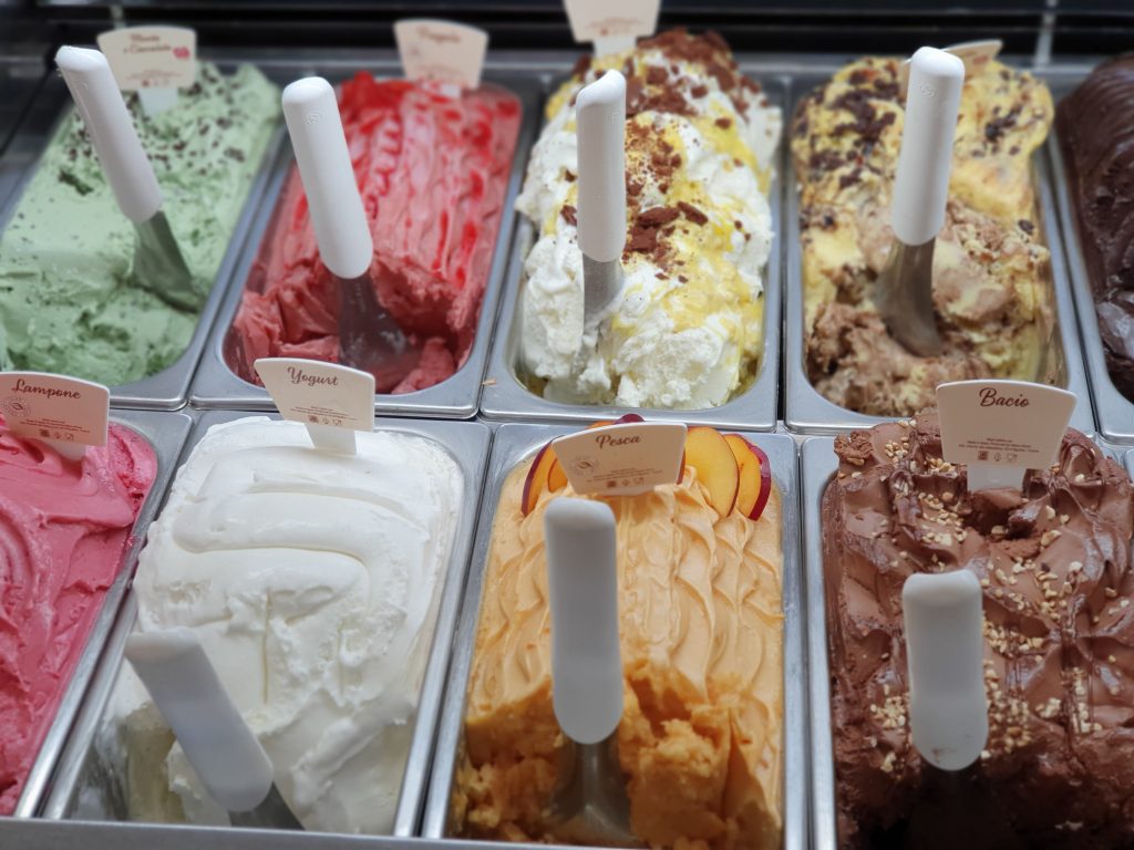 10 Tempat Makan Gelato Paling Hitz Di Bali