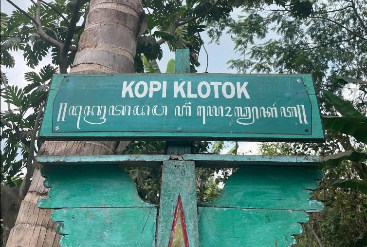 waroeng kopi klotok